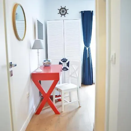 Nautical Old Town بيت ضيافة زادار