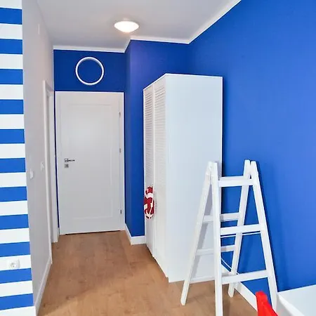 Gasthuis Nautical Old Town 4*